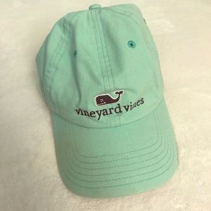Green Vineyard Vines Hat